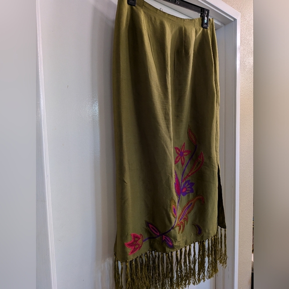 Clio Petites Silk Olive Skirt with Pink and Purple Embroidery Maxi Fringe Skirt - Picture 4 of 7